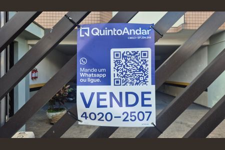 Casa à venda com 104m², 3 quartos e 2 vagasPlaca
