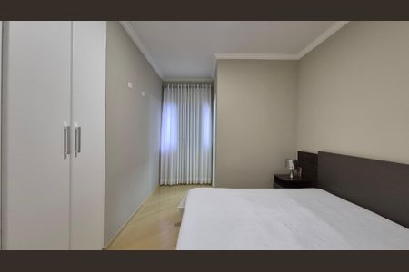 Casa à venda com 104m², 3 quartos e 2 vagasSuíte