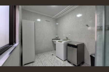 Casa à venda com 104m², 3 quartos e 2 vagasÁrea de Serviço