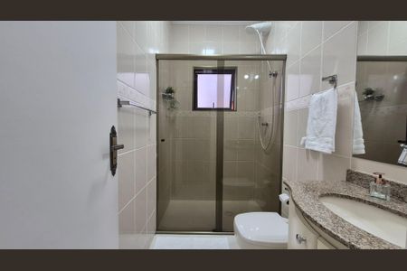 Casa à venda com 104m², 3 quartos e 2 vagasBanheiro