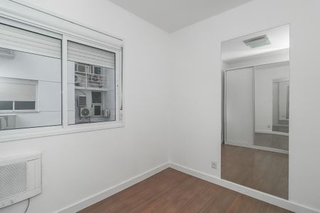 Apartamento à venda com 80m², 3 quartos e 2 vagasQuarto 