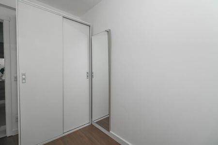 Apartamento à venda com 80m², 3 quartos e 2 vagasQuarto 2