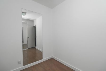 Apartamento à venda com 80m², 3 quartos e 2 vagasQuarto 