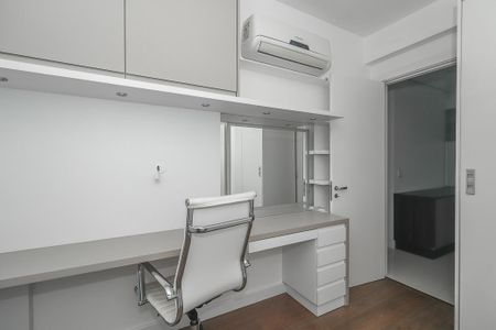 Apartamento à venda com 80m², 3 quartos e 2 vagasQuarto 2