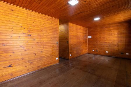 Casa para alugar com 696m², 4 quartos e 4 vagas Casa para alugar com 696m², 4 quartos e 4 vagasSala