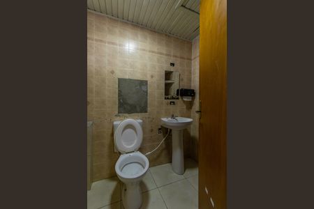 Casa para alugar com 696m², 4 quartos e 4 vagas Casa para alugar com 696m², 4 quartos e 4 vagasBanheiro do Quarto 3 - Suíte