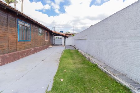 Casa para alugar com 696m², 4 quartos e 4 vagas Casa para alugar com 696m², 4 quartos e 4 vagasÁrea externa
