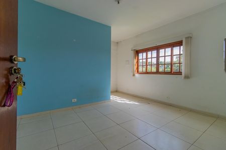Casa para alugar com 696m², 4 quartos e 4 vagas Casa para alugar com 696m², 4 quartos e 4 vagasEspaço dos fundos