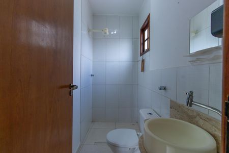 Casa para alugar com 696m², 4 quartos e 4 vagas Casa para alugar com 696m², 4 quartos e 4 vagasBanheiro do Espaço dos fundos