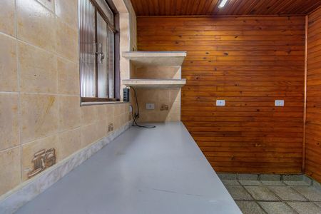 Casa para alugar com 696m², 4 quartos e 4 vagas Casa para alugar com 696m², 4 quartos e 4 vagasCozinha
