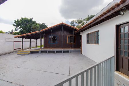 Casa para alugar com 696m², 4 quartos e 4 vagas Casa para alugar com 696m², 4 quartos e 4 vagasGaragem
