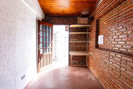 Casa para alugar com 696m², 4 quartos e 4 vagas Casa para alugar com 696m², 4 quartos e 4 vagasEspaço da frente