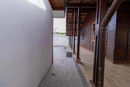 Casa para alugar com 696m², 4 quartos e 4 vagas Casa para alugar com 696m², 4 quartos e 4 vagasÁrea externa