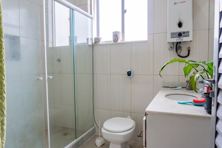 Apartamento à venda com 90m², 3 quartos e 1 vaga Apartamento à venda com 90m², 3 quartos e 1 vagaBanheiro social