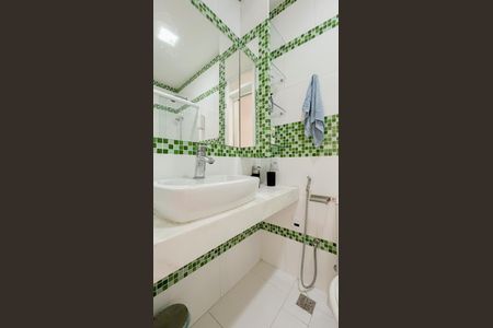 Apartamento para alugar com 90m², 4 quartos e sem vaga Apartamento para alugar com 90m², 4 quartos e sem vagaBanheiro social 1