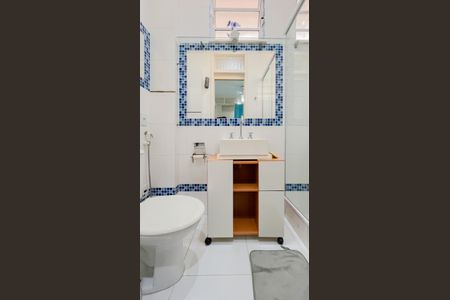 Apartamento para alugar com 90m², 4 quartos e sem vaga Apartamento para alugar com 90m², 4 quartos e sem vagaBanheiro da suíte