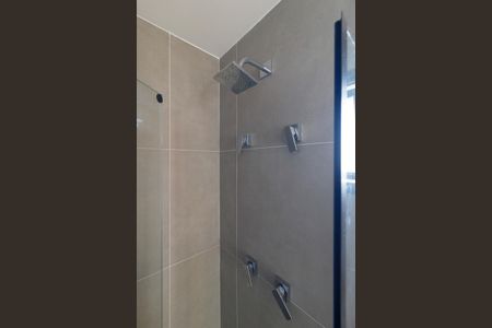 Studio para alugar com 25m², 0 quarto e sem vaga Studio para alugar com 25m², 0 quarto e sem vagaBanheiro