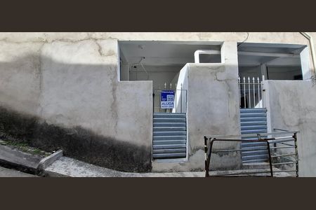 Fachada de casa para alugar com 1 quarto, 60m² em Vila Apiaí, Santo André