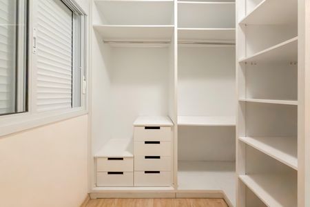 Apartamento à venda com 107m², 3 quartos e 2 vagasQuarto 1 - Closet