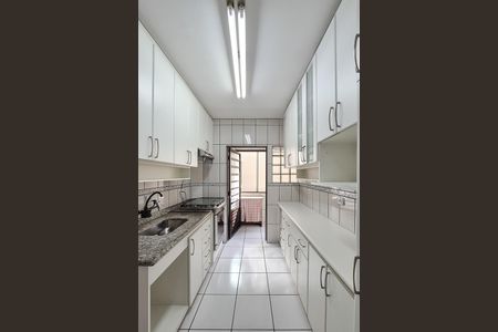 Apartamento à venda com 80m², 3 quartos e 2 vagasCozinha
