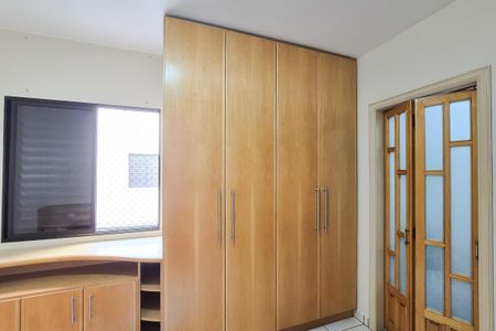 Apartamento à venda com 80m², 3 quartos e 2 vagasSuíte