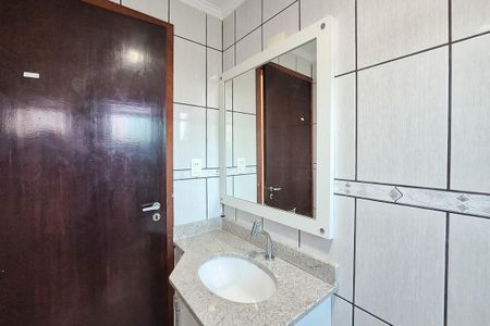 Apartamento à venda com 80m², 3 quartos e 2 vagasBanheiro Social