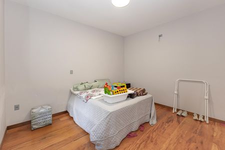 Casa de condomínio à venda com 320m², 4 quartos e 5 vagasSuíte 1