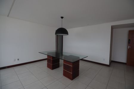 Sala de apartamento para alugar com 3 quartos, 180m² em Pituba, Salvador