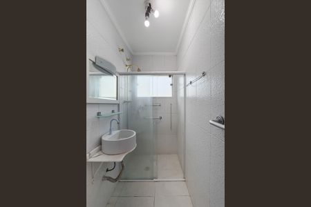 Casa à venda com 200m², 6 quartos e 3 vagas Casa à venda com 200m², 6 quartos e 3 vagasBanheiro da Suíte