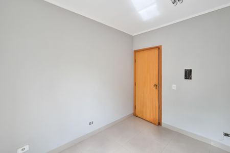 Casa à venda com 200m², 6 quartos e 3 vagas Casa à venda com 200m², 6 quartos e 3 vagasQuarto 5