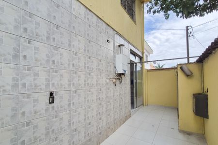 Casa à venda com 200m², 6 quartos e 3 vagas Casa à venda com 200m², 6 quartos e 3 vagasQuintal