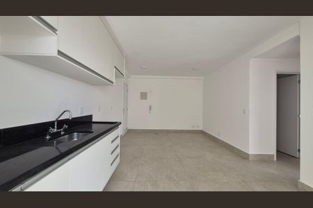 Apartamento para alugar com 62m², 2 quartos e 2 vagas Apartamento para alugar com 62m², 2 quartos e 2 vagasCozinha