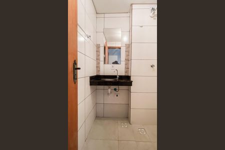 Apartamento à venda com 42m², 2 quartos e sem vagaBanheiro 