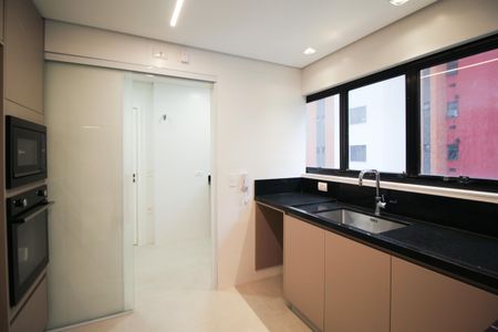 Apartamento à venda com 106m², 3 quartos e 2 vagasCozinha