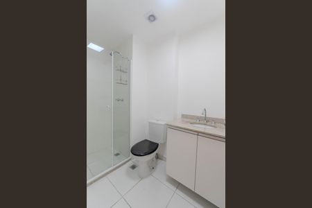 Banheiro de kitnet/studio para alugar com 1 quarto, 25m² em Consolação, São Paulo
