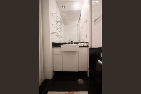 Apartamento à venda com 80m², 1 quarto e sem vagaBanheiro Social