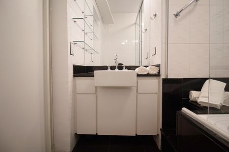 Apartamento à venda com 80m², 1 quarto e sem vagaBanheiro Social