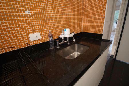 Apartamento à venda com 80m², 1 quarto e sem vagaCozinha