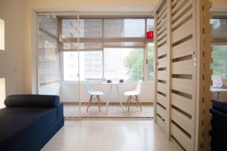 Apartamento à venda com 80m², 1 quarto e sem vagaSala