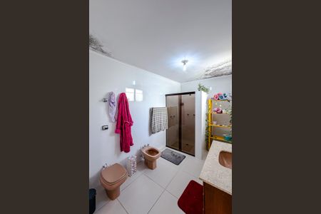 Apartamento à venda com 82m², 2 quartos e sem vagaBanheiro