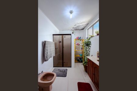 Apartamento à venda com 82m², 2 quartos e sem vagaBanheiro