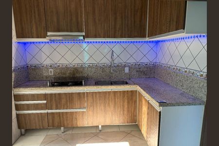 Casa à venda com 150m², 3 quartos e 2 vagas