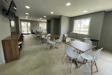 Apartamento para alugar com 42m², 1 quarto e 1 vaga Apartamento para alugar com 42m², 1 quarto e 1 vagaÁrea comum - Salão de festas