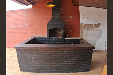 Casa para alugar com 180m², 2 quartos e sem vaga