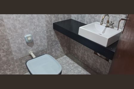 Casa para alugar com 180m², 2 quartos e sem vaga