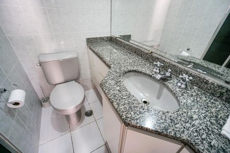 Apartamento para alugar com 86m², 3 quartos e 2 vagasBanheiro da suíte