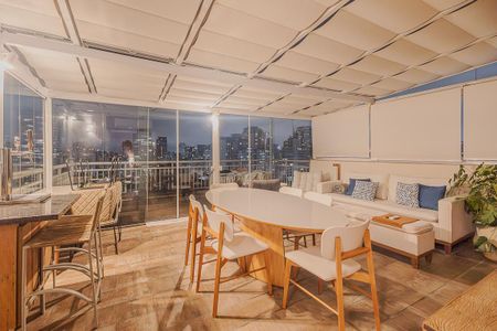 Sala de Jantar de apartamento para alugar com 1 quarto, 122m² em Pinheiros, São Paulo
