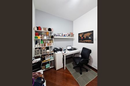 Casa à venda com 220m², 3 quartos e 6 vagas Casa à venda com 220m², 3 quartos e 6 vagasQuarto 1