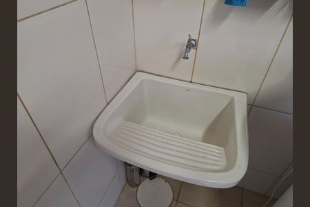 Casa à venda com 220m², 3 quartos e 6 vagas Casa à venda com 220m², 3 quartos e 6 vagasÁrea de Serviço