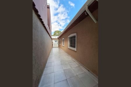 Garagem de casa à venda com 3 quartos, 220m² em Vila Santa Maria, São Paulo